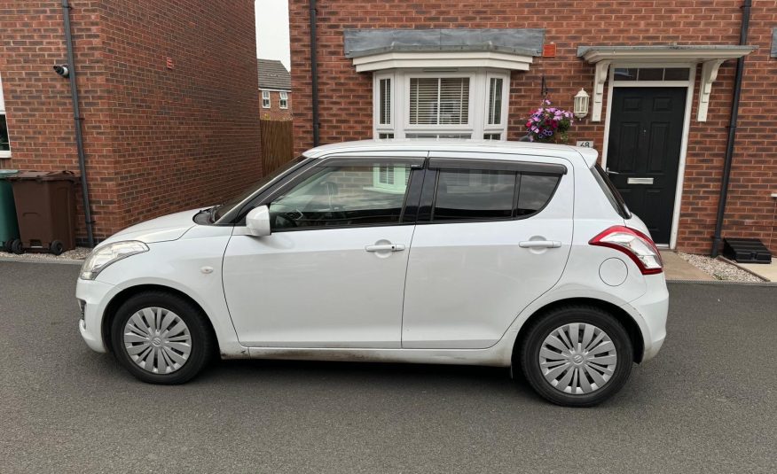 Suzuki swift 2013. Full option one year mot