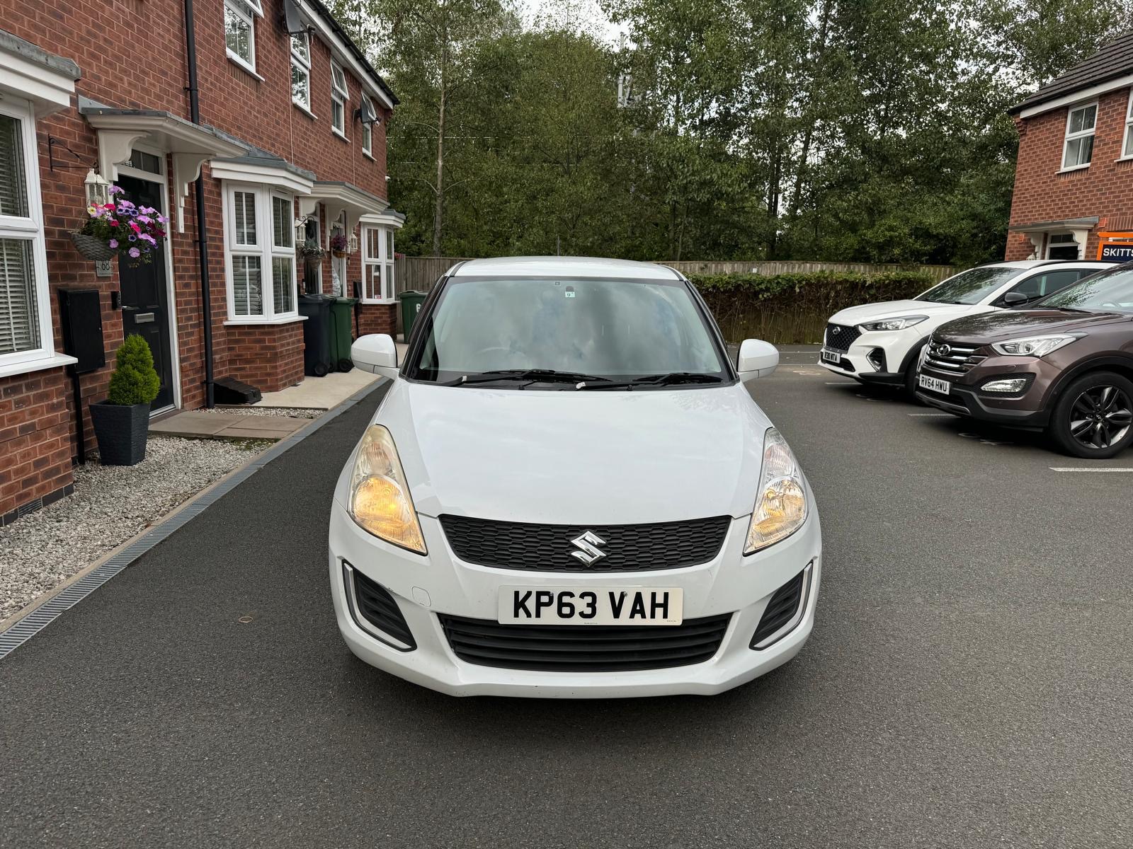 Suzuki swift 2013. Full option one year mot